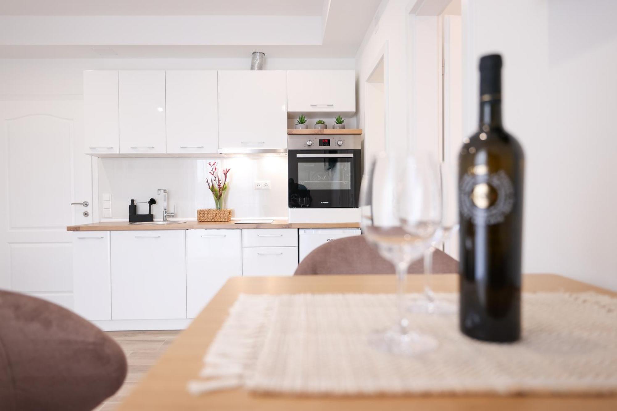 Duo Soles - Apartments With Private Parking Near Zadar Murvica  Eksteriør billede