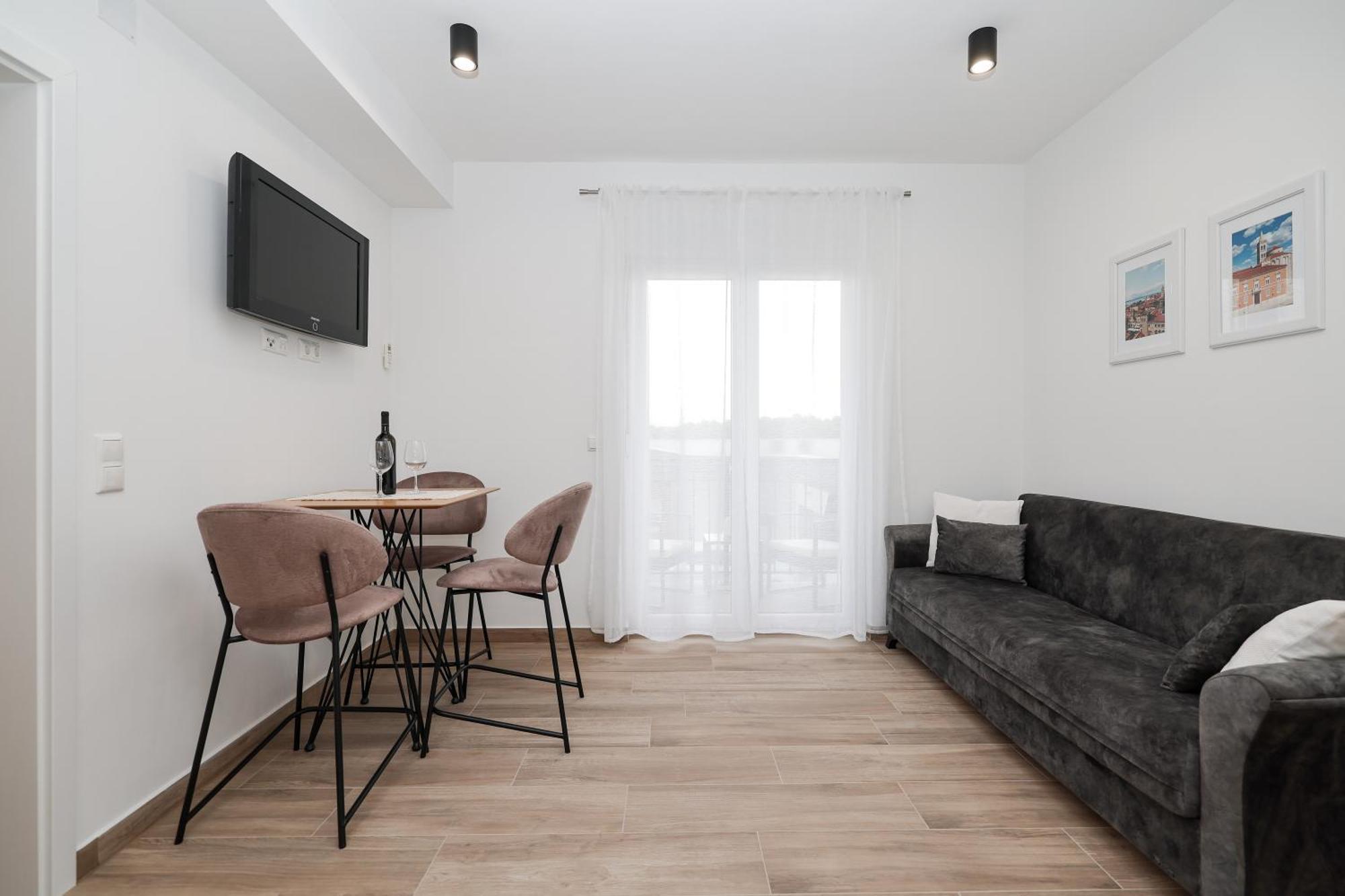 Duo Soles - Apartments With Private Parking Near Zadar Murvica  Eksteriør billede