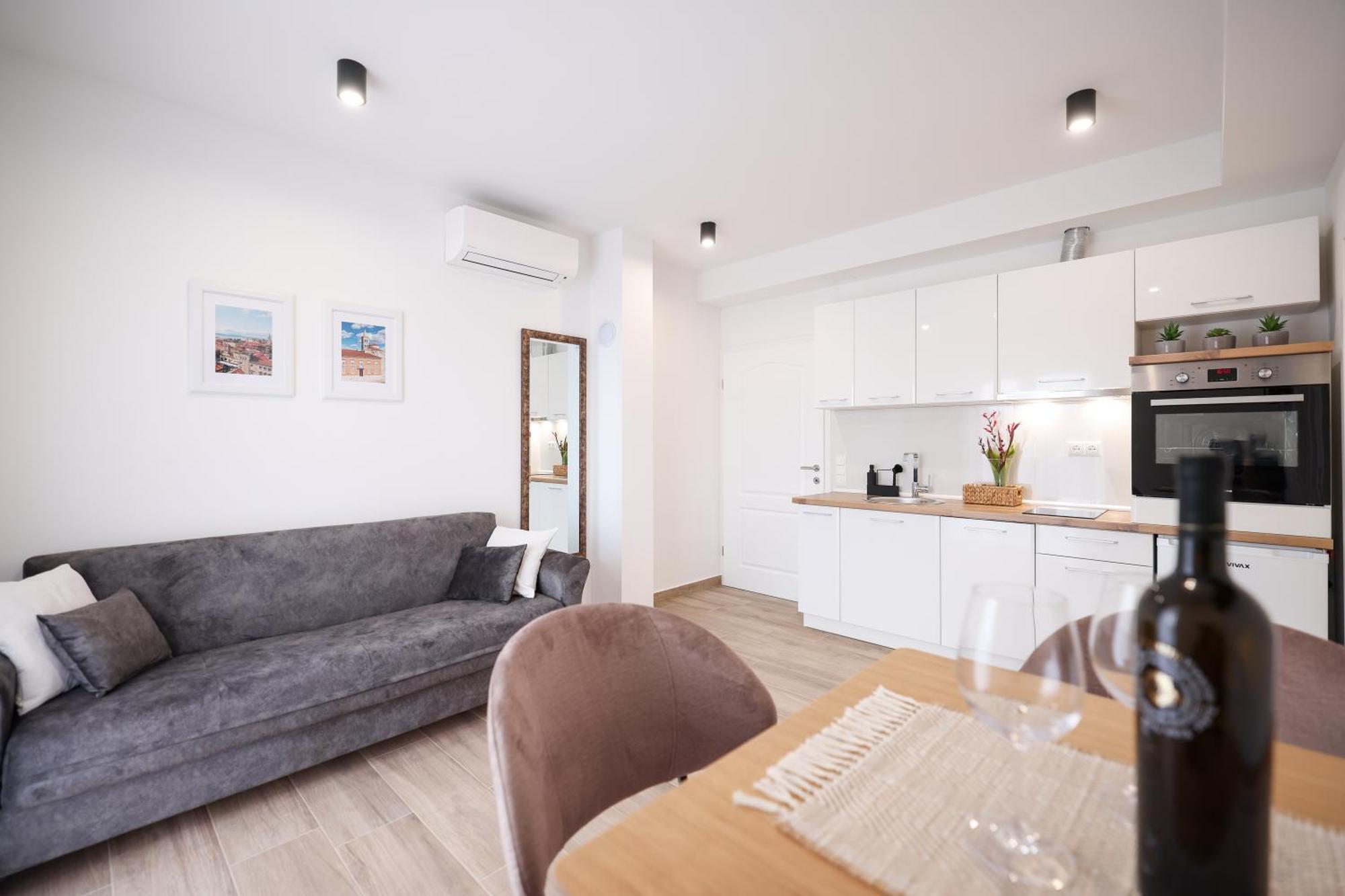 Duo Soles - Apartments With Private Parking Near Zadar Murvica  Eksteriør billede