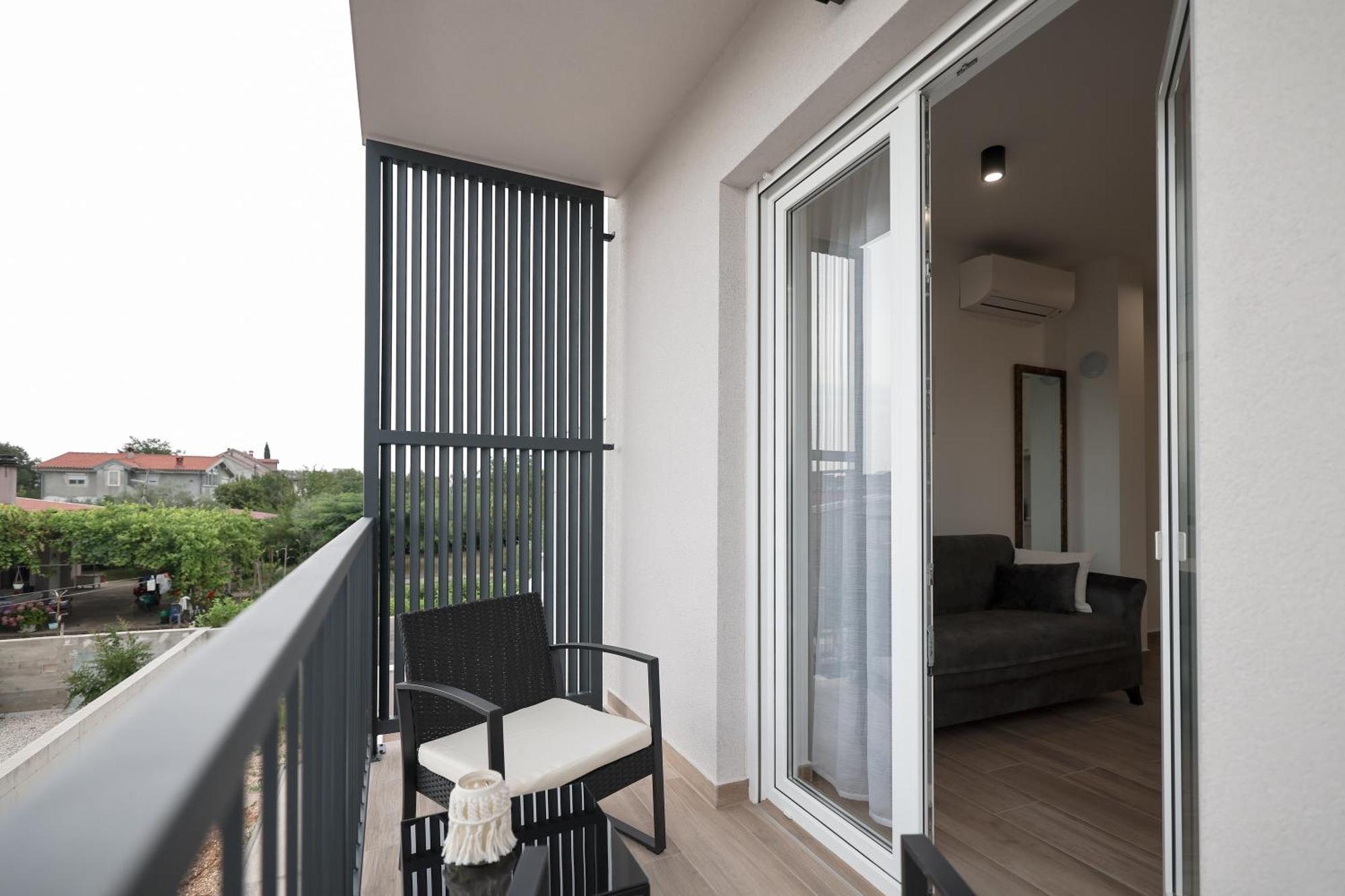Duo Soles - Apartments With Private Parking Near Zadar Murvica  Eksteriør billede