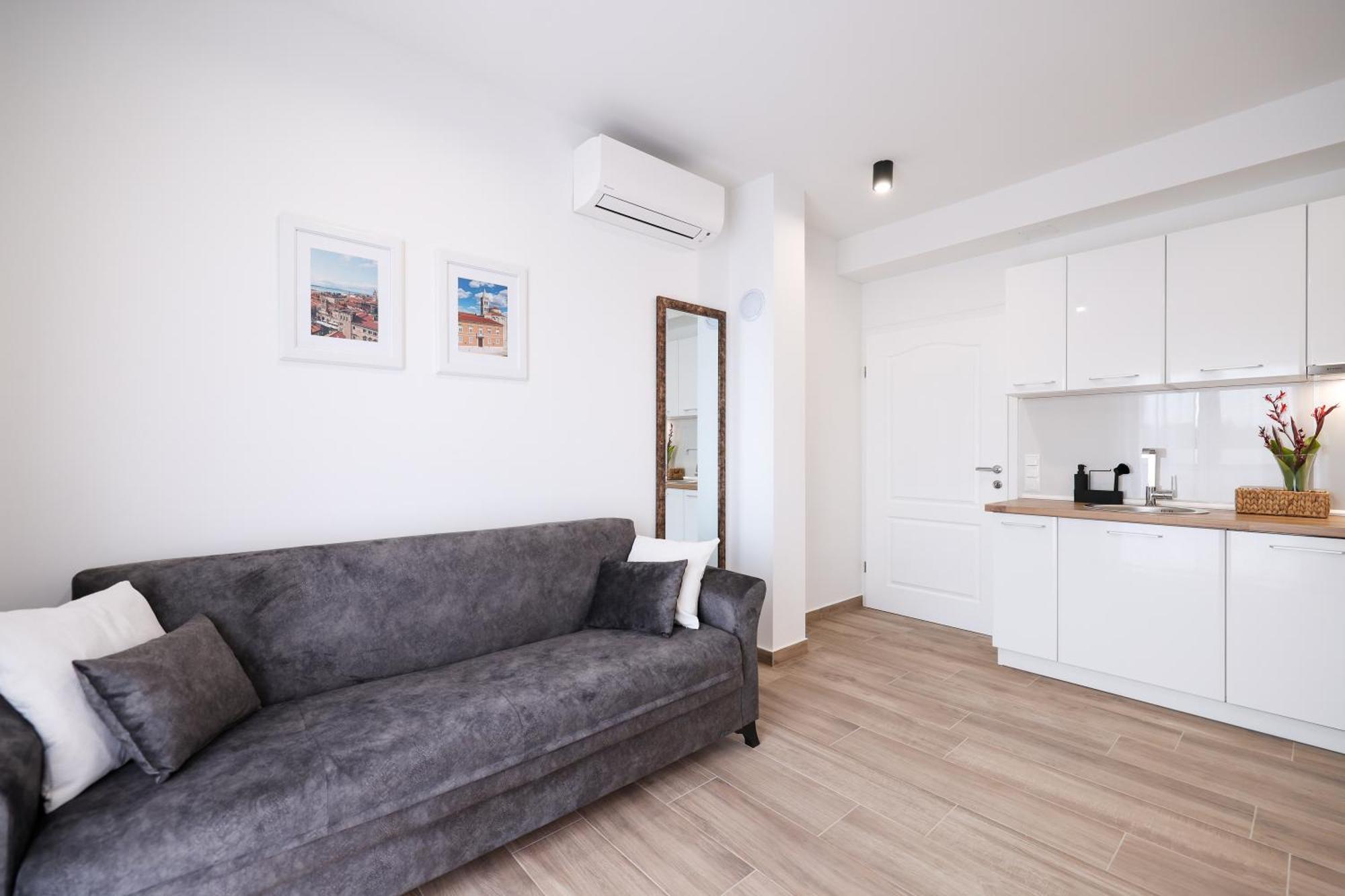 Duo Soles - Apartments With Private Parking Near Zadar Murvica  Eksteriør billede