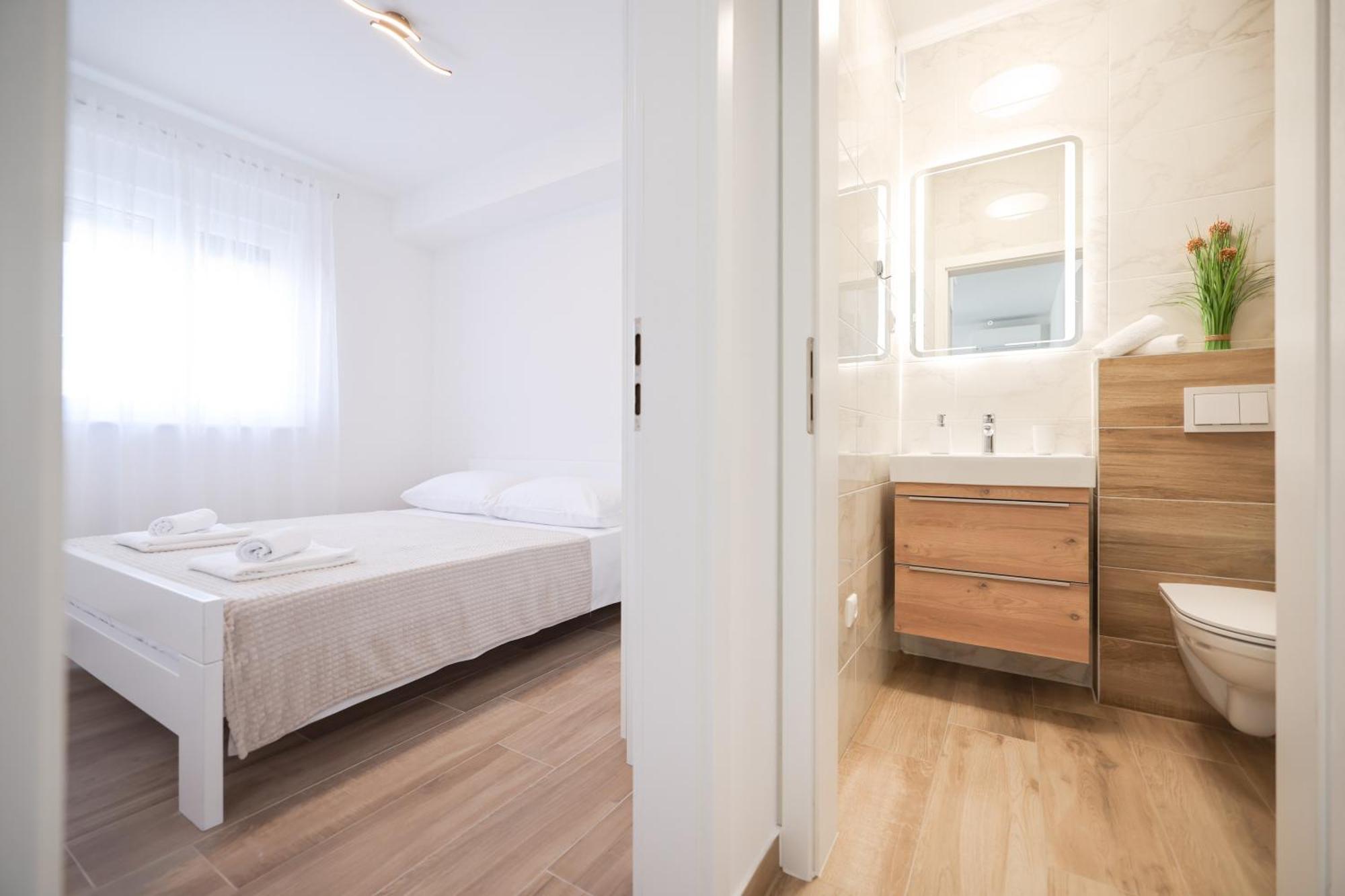 Duo Soles - Apartments With Private Parking Near Zadar Murvica  Eksteriør billede