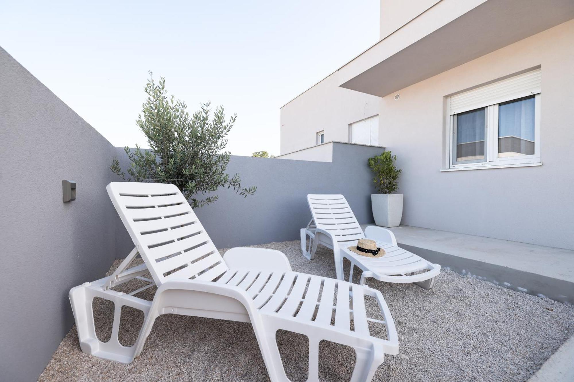 Duo Soles - Apartments With Private Parking Near Zadar Murvica  Eksteriør billede